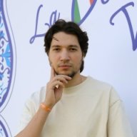 Юра Неживов